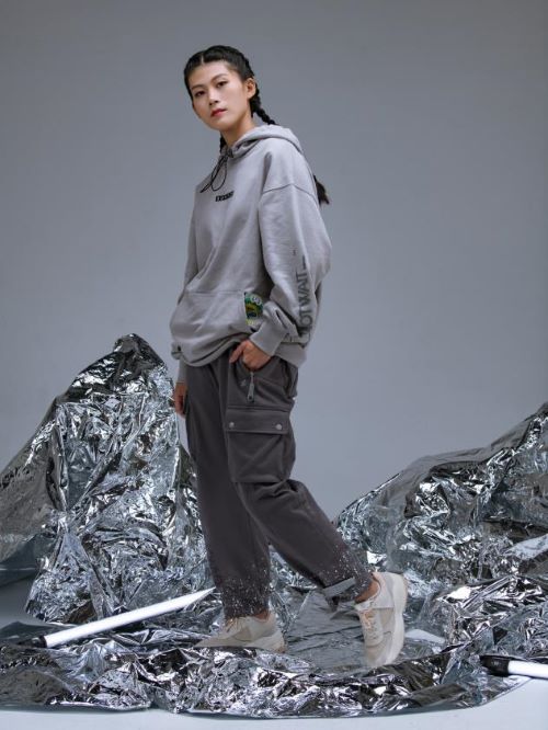 BURTON x CANOTWAIT联名代言