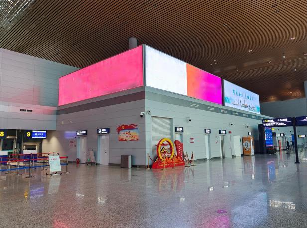 安庆机场灯箱广告.jpg 安庆机场灯箱广告.jpg