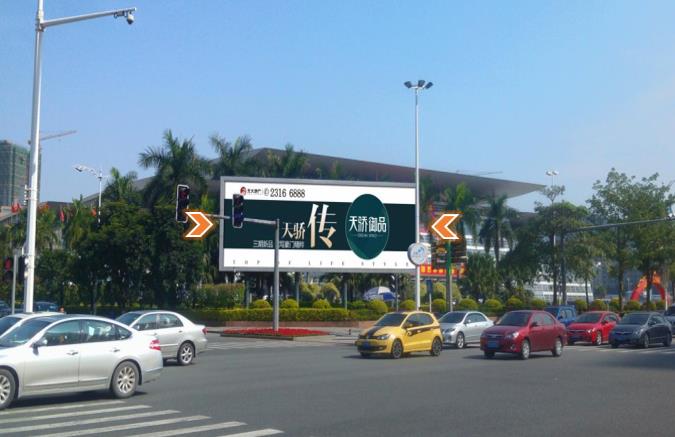 东莞南城会展中心led屏广告.jpg 东莞南城会展中心led屏广告.jpg